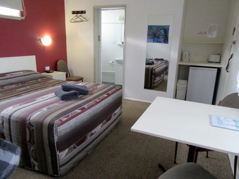 The Highlander Motel - 24HR Check In - Australia Shopping 1