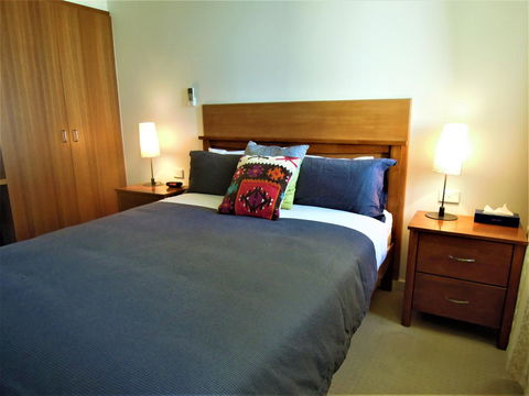 Plough Hotel - Accommodation Australia 5
