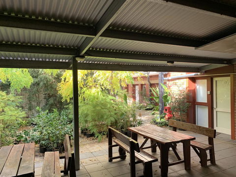 CROWN CENTRAL BUSINESS DISTRICT MOTEL - NO UNDER 18s - Accommodation Australia 2