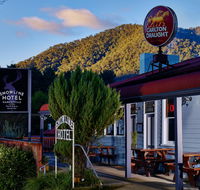 The Harrietville Snowline Hotel - Local Tourism