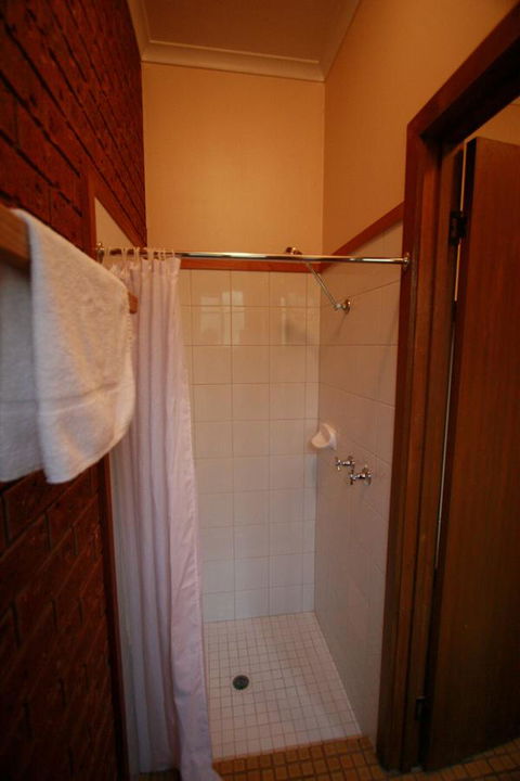 The Harrietville Snowline Hotel - Accommodation Australia 22