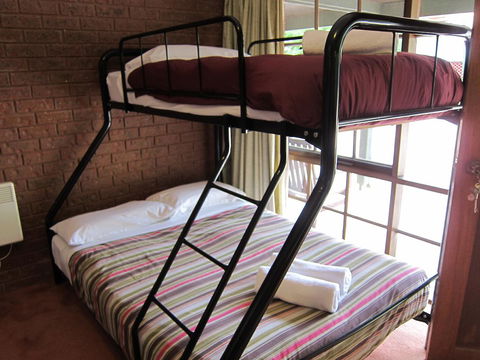 The Harrietville Snowline Hotel - Accommodation Australia 19