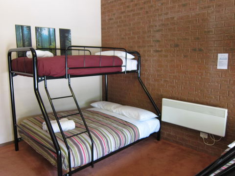The Harrietville Snowline Hotel - Accommodation Australia 20