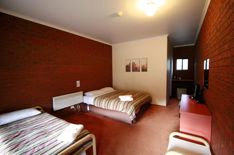 The Harrietville Snowline Hotel - Accommodation Australia 27