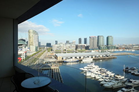 ACD Apartments - Accommodation Australia 32