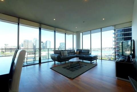 ACD Apartments - Accommodation Australia 10