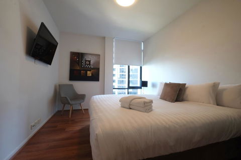 ACD Apartments - Accommodation Australia 8
