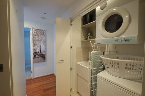 ACD Apartments - Accommodation Australia 5
