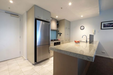 ACD Apartments - Accommodation Australia 20
