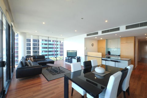 ACD Apartments - Accommodation Australia 11
