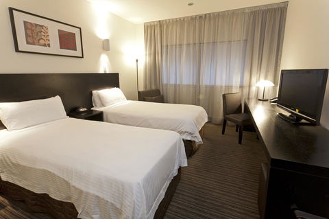 Causeway 353 Hotel - Accommodation Australia 6