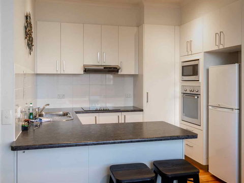 Riverside Apartments Melbourne (formerly Best Western Riverside Apartments) - Local Tourism 9
