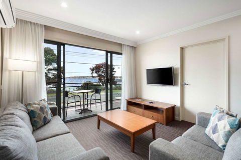 Quality Hotel Bayside Geelong - Australia Shopping 1