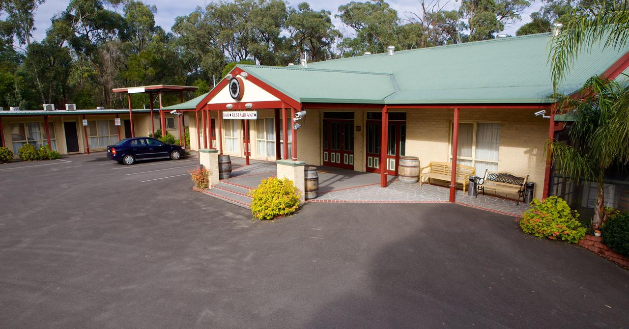 Neerim Junction VIC Australia Shopping