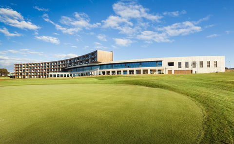 RACV Torquay Resort - Local Tourism 11