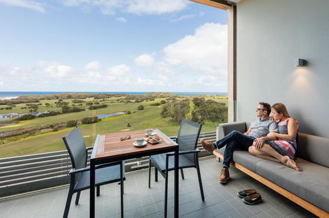 RACV Torquay Resort - Local Tourism 7