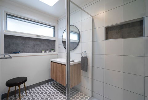 Uptown Frankston - Accommodation Australia 12