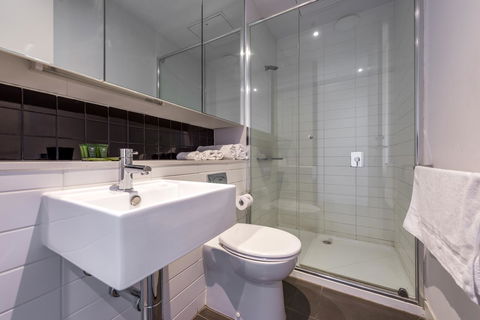 Amazing Accommodations : South Yarra - Accommodation Australia 21