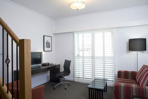 Alto Hotel On Bourke - Accommodation Australia 24