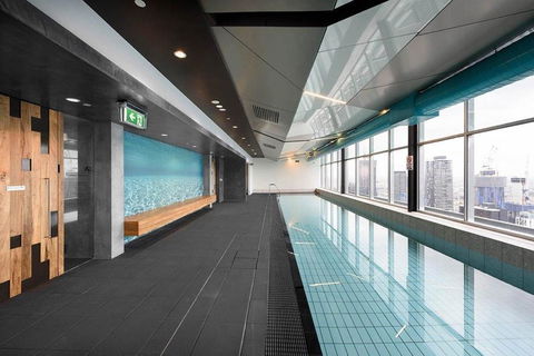 Auguste, Melbourne CBD Private Accommodation With Parking - Accommodation Australia 3