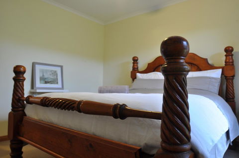 Crimea Retreat - Accommodation Australia 44