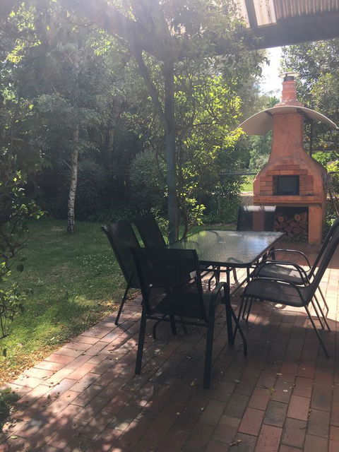 The Orchard House - Accommodation Australia 19