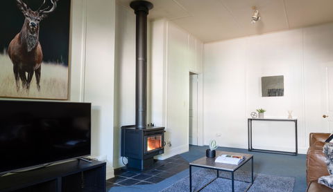The Orchard House - Accommodation Australia 3