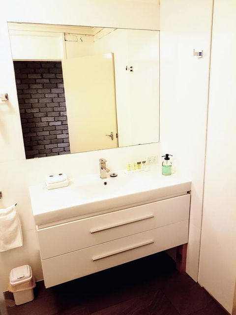 Tropicana Motor Inn - Local Tourism 24