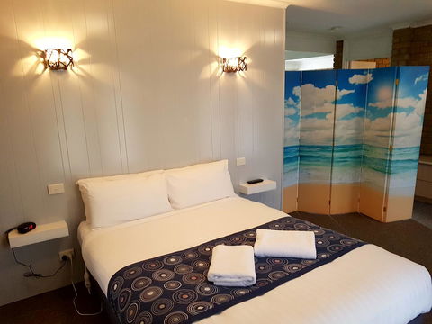 Tropicana Motor Inn - Local Tourism 2