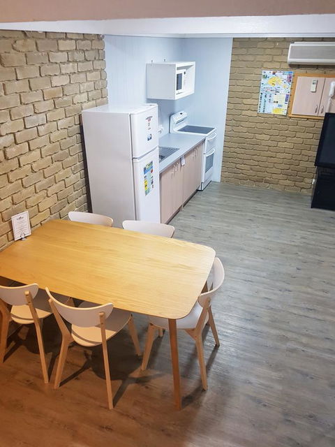 Tropicana Motor Inn - Local Tourism 27