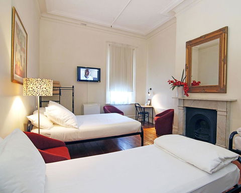 Hotel Claremont Guest House - Accommodation Australia 10