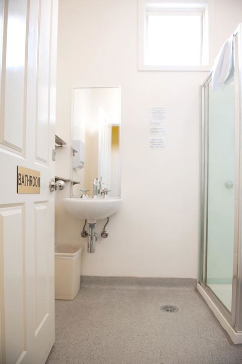 Hotel Claremont Guest House - Accommodation Australia 42