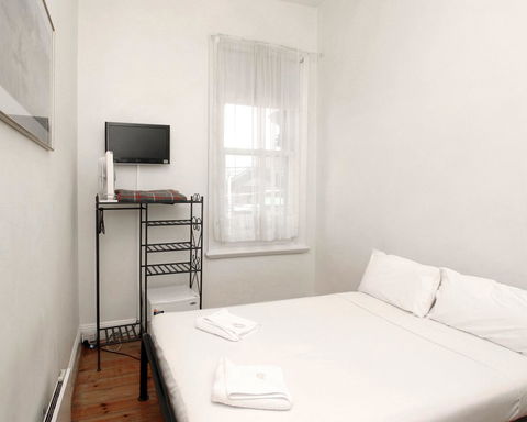 Hotel Claremont Guest House - Accommodation Australia 27