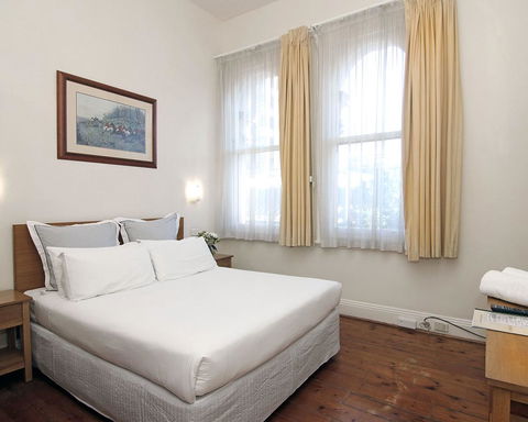 Hotel Claremont Guest House - Accommodation Australia 9