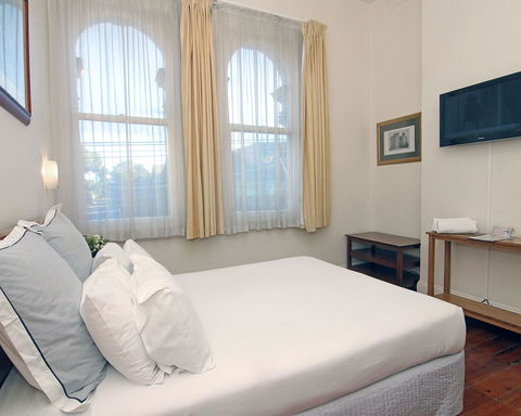 Hotel Claremont Guest House - Accommodation Australia 8