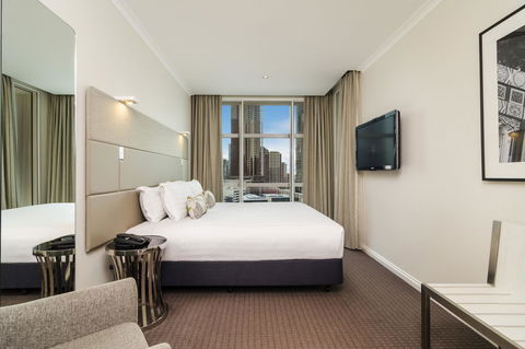 Clarion Suites Gateway - Local Tourism 10