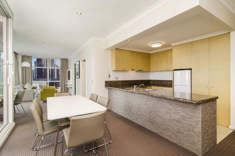 Clarion Suites Gateway - Local Tourism 7