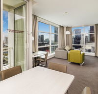 Clarion Suites Gateway - Local Tourism