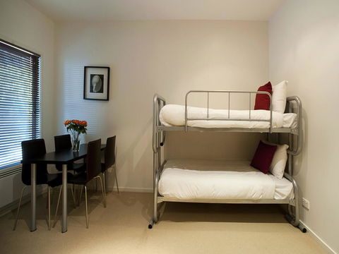 The Waves Apartments - Local Tourism 18