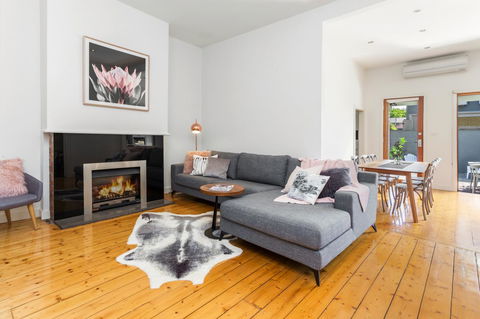 Central Bendigo Cottage, Walk To Everywhere!! - Accommodation Australia 0