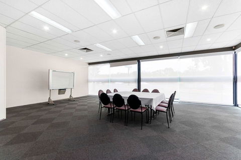 Quality Inn & Suites Traralgon - Australia Shopping 7