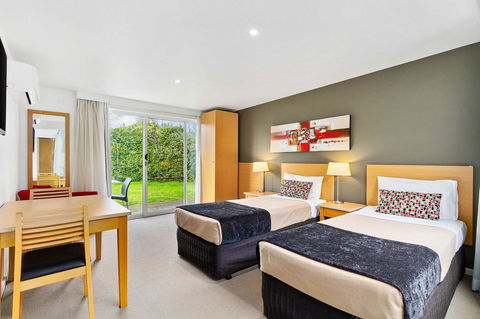 Quality Inn & Suites Traralgon - Australia Shopping 11