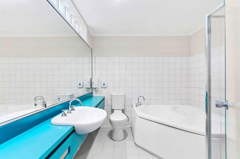 Quality Inn & Suites Traralgon - Australia Shopping 2
