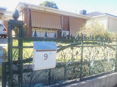Doncaster Westfield Home Stay - Accommodation Australia 1