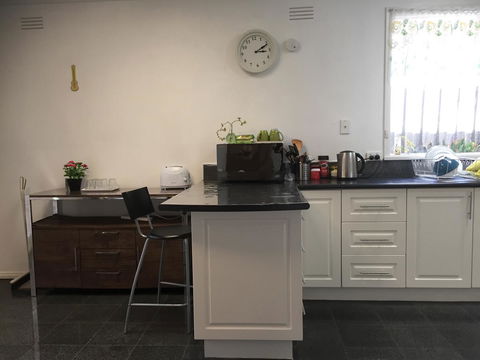 Doncaster Westfield Home Stay - Accommodation Australia 39