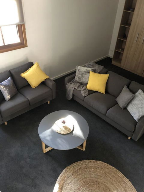 Lothlorien - Accommodation Australia 10