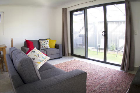16 King Street - Accommodation Australia 5