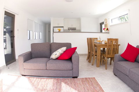 16 King Street - Accommodation Australia 6