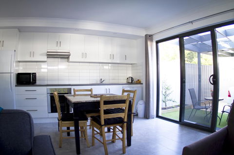16 King Street - Accommodation Australia 13