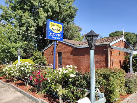 Coachman Motel And Holiday Units - Local Tourism 9